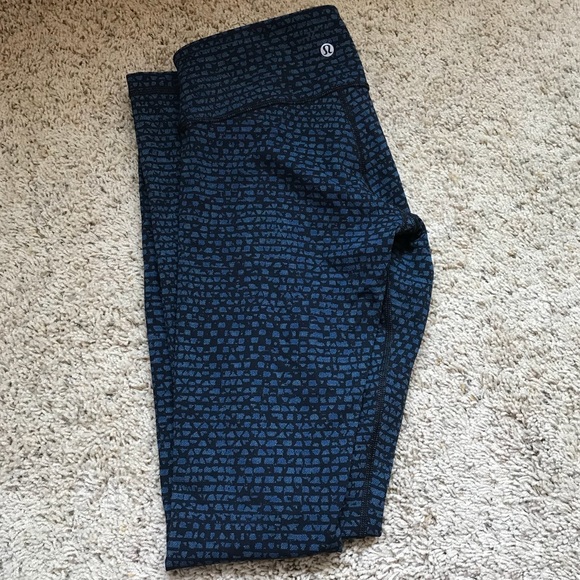 lululemon athletica Pants - Lululemon Full Length Printed Wunder Under Legging
